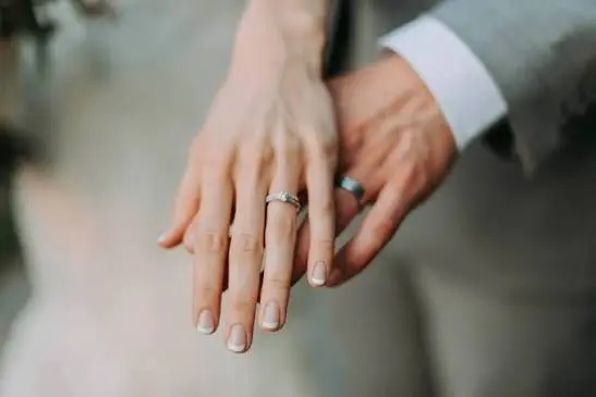 Engagement Ring vs Wedding Ring